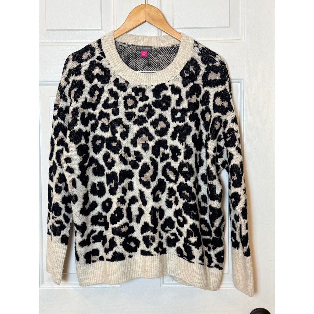 Vince Camuto black and beige leopard print sweater in size M